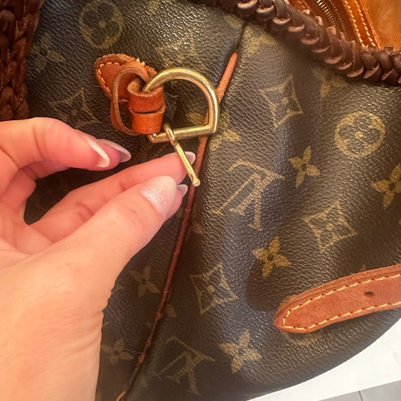 Authentic Louis Vuitton, that’s been refurbished and wallet - Picture 9 of 16